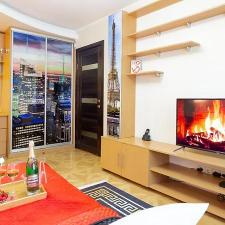 Cozy Near Metro Apartament