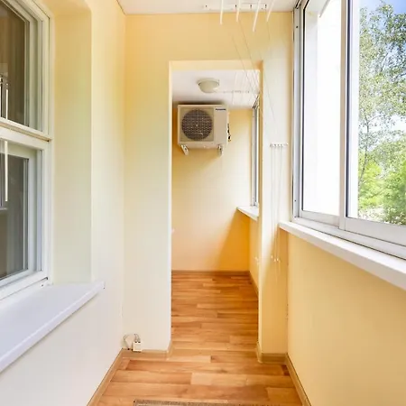 Apartament Cozy Near Metro *
