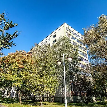 Apartament Cozy Near Metro Mińsk