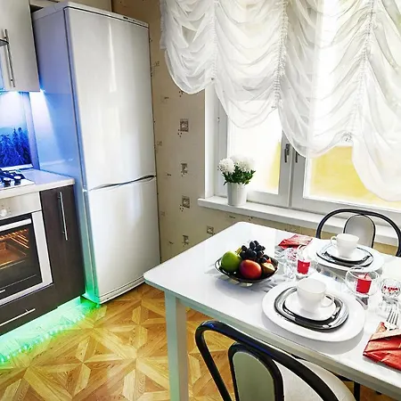 Cozy Near Metro Mińsk