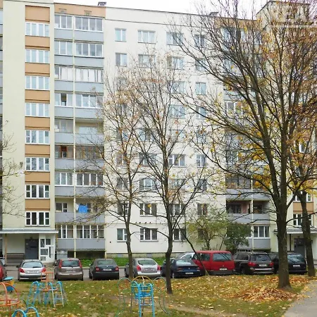Cozy Near Metro Apartament